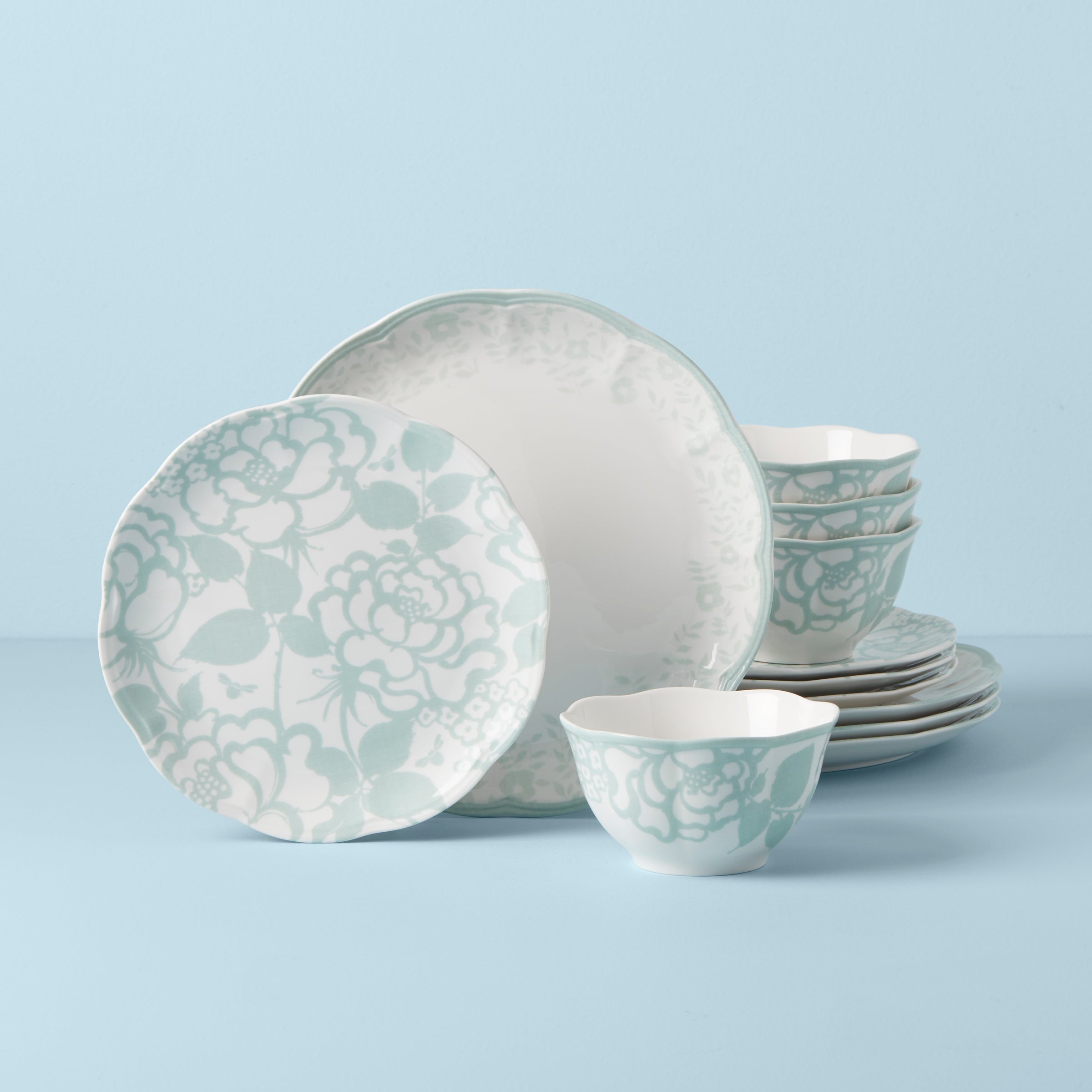 Sage Green Floral Scalloped Dinnerware Set, 12-Piece