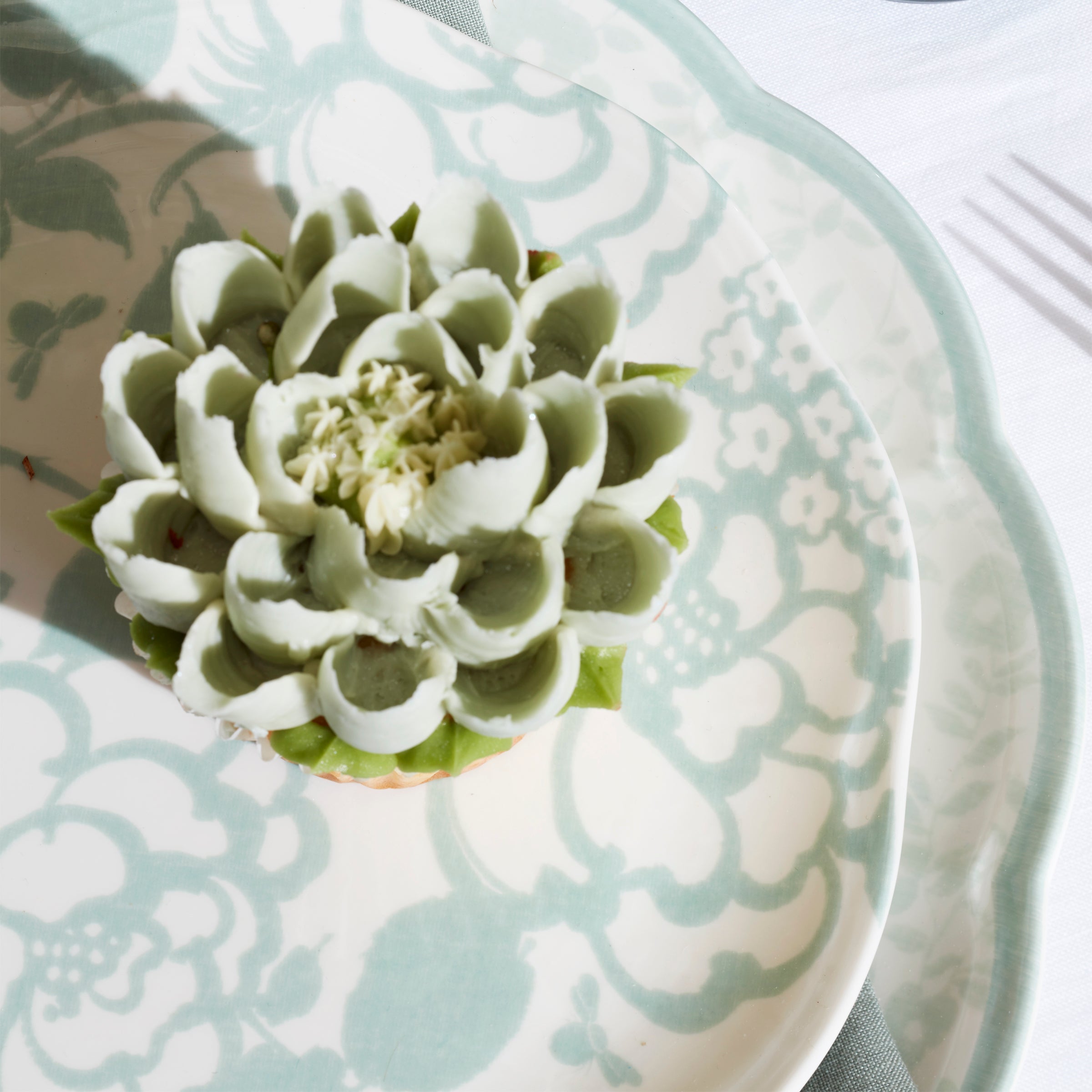 Sage Green Floral Scalloped Dinnerware Set, 12-Piece - Image 6
