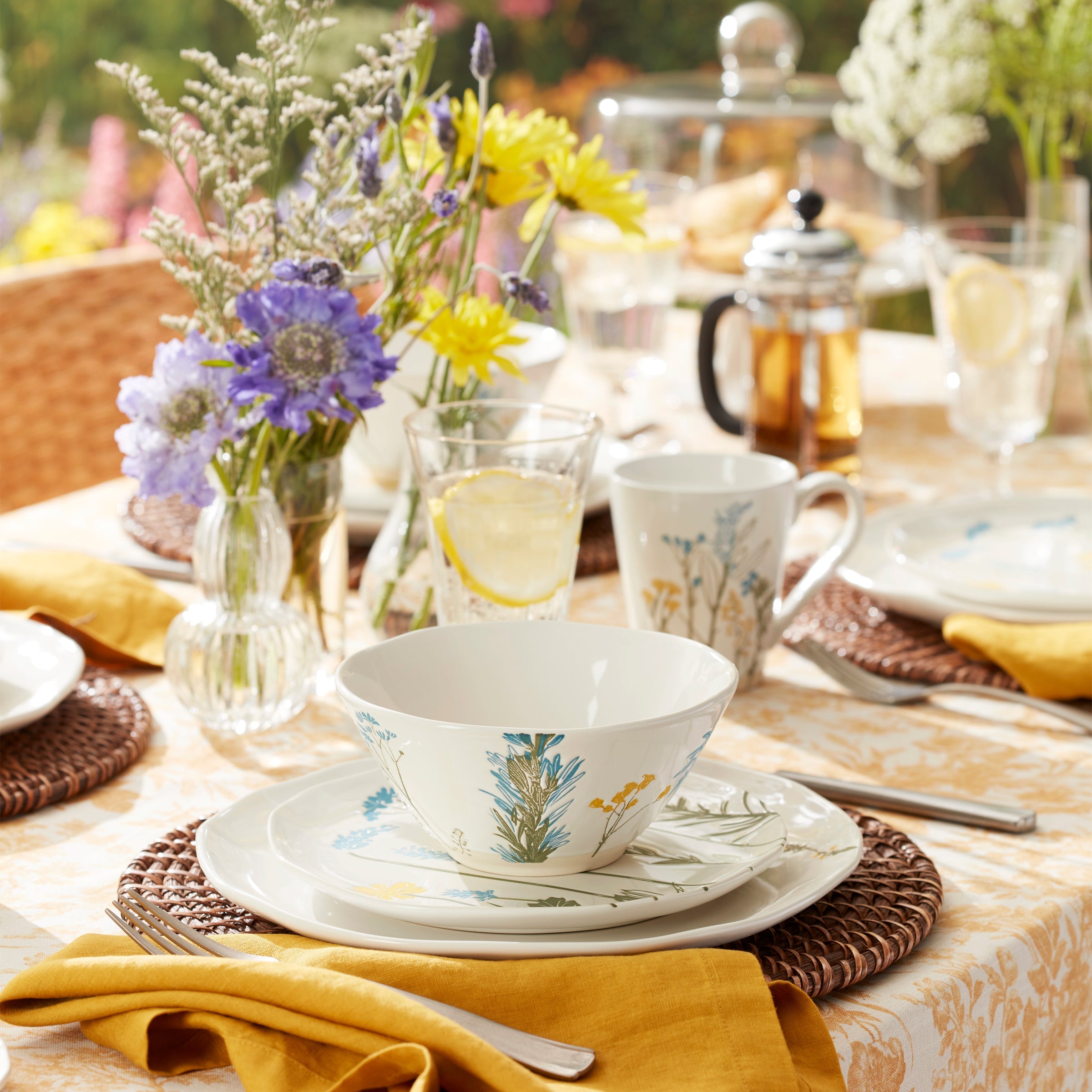 Floral Stoneware Dinnerware Set, 16-Piece - Image 4